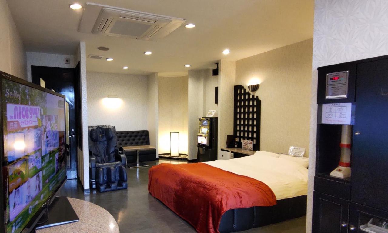 Hotel A-Style (Adults Only) Kumamoto Bagian luar foto